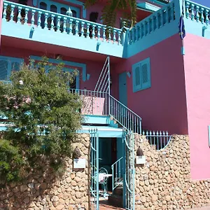 Hotel Casa, Maro